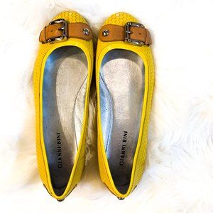 Womens Vintage Gianni Bini Honeycomb Flat w/Buckle